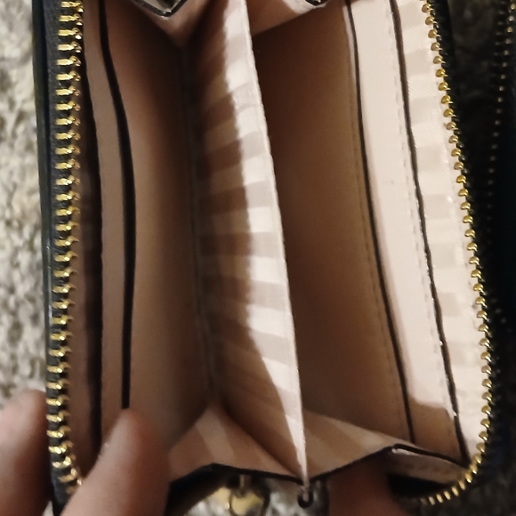 🖤✨ Victoria’s Secret Quilted Wallet Bundle | NWOT ✨🖤 - Picture 7 of 9